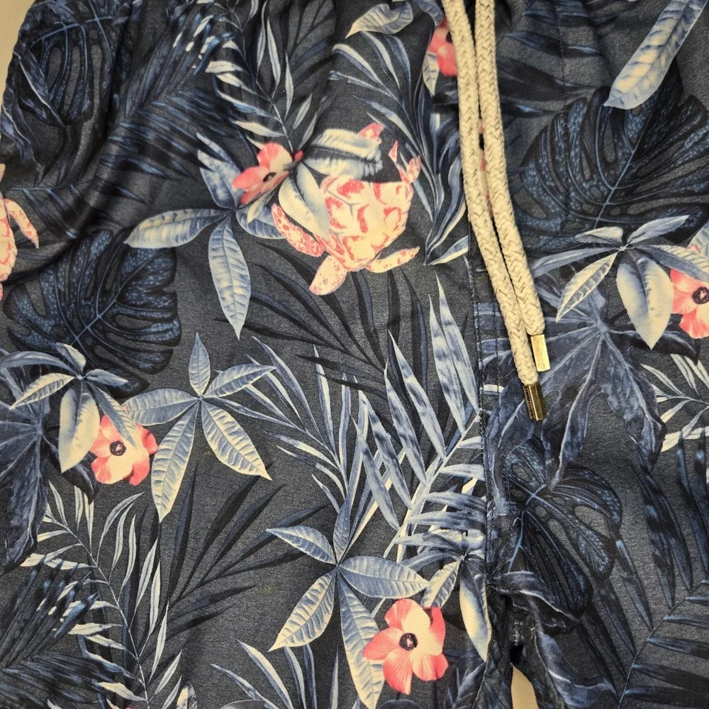 The Endless Summer Swim Trunks Size Medium Navy Blue Hawaiian‎ Print  Mesh Lined